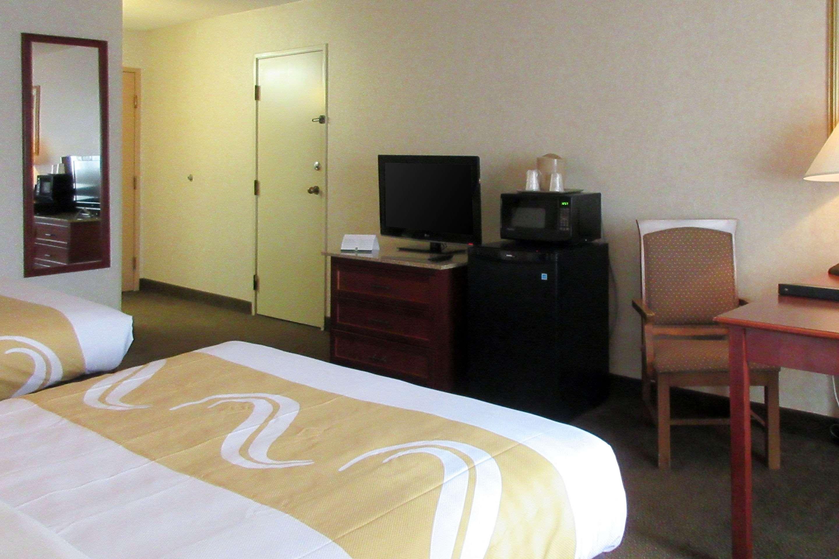 Quality Inn & Suites Albuquerque Downtown University Dış mekan fotoğraf